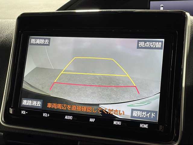 トヨタ エスクァイア ハイブリッド Gi プレミアムパッケージ ブラックテーラード 沖縄県 2019(平31)年 6.4万km ブラック 県外仕入　/禁煙車　/純正９インチナビ/（ＢＴ，フルセグ，ＣＤ／ＤＶＤ，ラジオ，ＵＳＢ，ＨＤＭＩ）　/バックカメラ　/両側パワースライドドア　/純正フリップダウンモニター　/ハーフレザーシート　/ＵＳＢ／ＨＤＭＩポート/クリアランスソナー/シートヒーター(D/N)/ステアリングヒーター/クルーズコントロール/シートバックテーブル/ビルドインETC2.0/前方ドライブレコーダー/革巻きステアリング/LEDヘッドライト/スペアキー