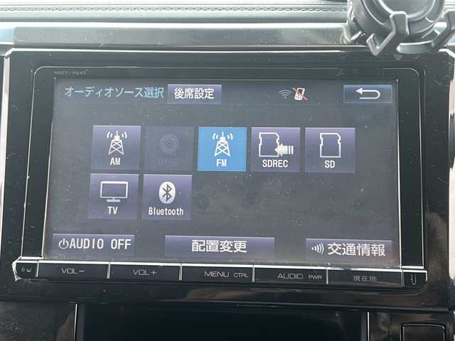 トヨタ ヴェルファイア Z 沖縄県 2016(平28)年 5.1万km ホワイトパールクリスタルシャイン 純正ナビ・TV・Bluetooth・CD・DVD/フリップダウンモニター/両側パワースライドドア/バックカメラ/ETC/コーナーセンサー/オートライト/電子サイドブレーキ/オートホールド/電動格納ミラー