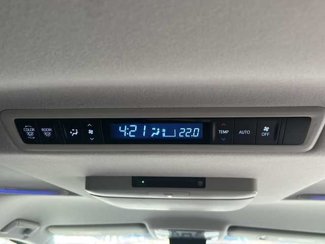 トヨタ ヴェルファイア Z 沖縄県 2016(平28)年 5.1万km ホワイトパールクリスタルシャイン 純正ナビ・TV・Bluetooth・CD・DVD/フリップダウンモニター/両側パワースライドドア/バックカメラ/ETC/コーナーセンサー/オートライト/電子サイドブレーキ/オートホールド/電動格納ミラー