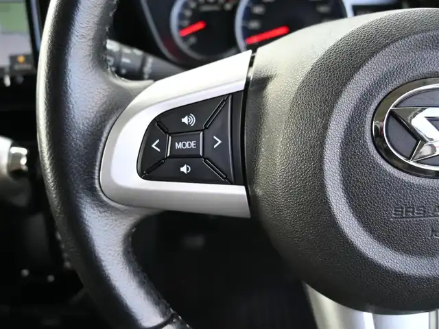 ダイハツ トール カスタムG SAⅡ 千葉県 2018(平30)年 3.7万km パールホワイトⅢ スマートアシストII/クルーズコントロール/両側パワースライドドア/社外メモリーナビ/地デジTV/【DVD/CD再生機能　Bluetooth接続】/バックカメラ/ドライブレコーダー/革巻きステアリング/ステアリングスイッチ/ETC/LEDヘッドライト/フォグライト/コーナーセンサー/純正14インチアルミホイル/スマートキー