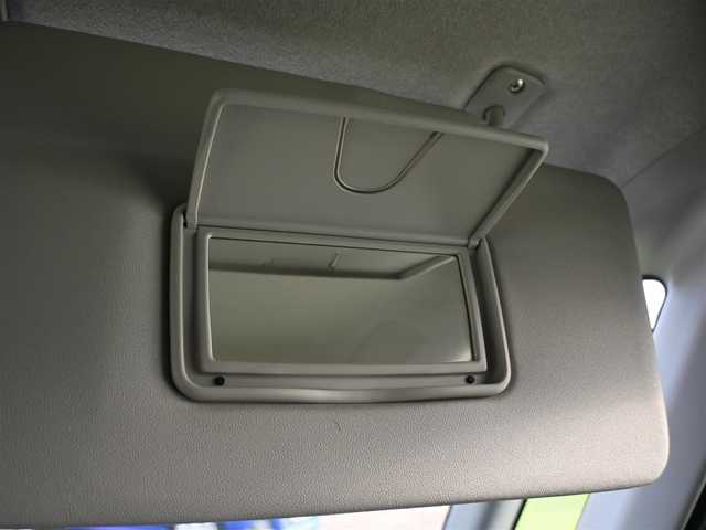 ダイハツ トール カスタムG SAⅡ 千葉県 2018(平30)年 3.7万km パールホワイトⅢ スマートアシストII/クルーズコントロール/両側パワースライドドア/社外メモリーナビ/地デジTV/【DVD/CD再生機能　Bluetooth接続】/バックカメラ/ドライブレコーダー/革巻きステアリング/ステアリングスイッチ/ETC/LEDヘッドライト/フォグライト/コーナーセンサー/純正14インチアルミホイル/スマートキー