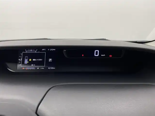 日産 セレナ ハイウェイスター Vセレクション 熊本県 2017(平29)年 6.3万km ダイヤモンドブラック 禁煙車/ディーラーオプションSD9インチナビMM517D-L/　(フルセグテレビ/SD/CD/DVD/Bluetooth)/衝突被害軽減システム/アイドリングストップ/前後コーナーセンサー/アラウンドビューモニター/バックカメラ/両側パワースライドドア/ハンズフリーオートスライドドア/LEDオートライト/ウォークスルー/横滑り防止装置/盗難防止装置/純正フロアマット/純正アルミホイール(R16)/スマートキー/取扱説明書/保証書/記録簿