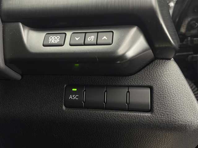 レクサス ＵＸ 250h Fスポーツ 奈良県 2019(令1)年 1.9万km グラファイトブラックガラスフレーク 禁煙車/レクサスセーフティシステム/純正12.3型ナビTV/（SD/CD/DVD/Blu-ray/Bluetooth/フルセグTV)/純正バックカメラ/純正ビルトイン2.0ETC/純正LEDオートライト/純正LEDフォグ/純正18インチアルミ/純正オートアラーム/純正フロアマット/社外前後ドライブレコーダー/アダプティブクルーズコントロール/レーンキープアシスト/ブラインドスポットモニター/クリアランスソナー/黒本革シート/サンルーフ/電子パーキング/パワーバックドア/パワーシート/シートヒーター/ステアリングヒーター/デュアルオートエアコン/パドルシフト/スマートキー/プッシュエンジンスタート/新車時保証書/取扱い説明書