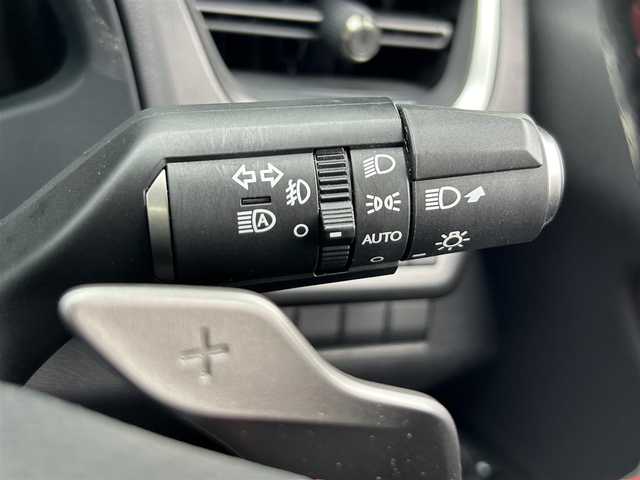レクサス ＵＸ 250h Fスポーツ 奈良県 2019(令1)年 1.9万km グラファイトブラックガラスフレーク 禁煙車/サンルーフ/黒本革シート/レクサスセーフティシステム/純正12.3型ナビ（フルセグTV/CD/DVD/Blu-ray/BT/AUX)/バックカメラ/ビルトインETC2.0/純正ドラレコ/社外前後ドラレコ/パドルシフト/パワーバックドア/パワーシート(D/N席)/シートヒーター(D/N席)/ステアリングヒーター/アダプティブクルーズコントロール/レーンキープアシスト/ブラインドスポットモニター/クリアランスソナー/電子パーキング/LEDオートライト/LEDフォグ/オートアラーム/純正18インチアルミホイール/純正フロアマット/新車時保証書/取扱説明書