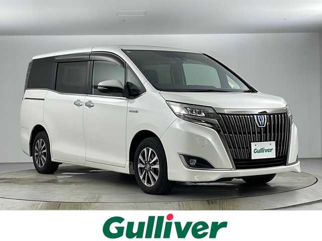トヨタ エスクァイア ハイブリッド 愛知県 2020(令2)年 5.2万km ホワイトパールクリスタルシャイン 純正9インチナビ【Bluetooth CD DVD USB 品番：NSZT-Y68T】/バックカメラ/ビルトインETC /ドライブレコーダー/トヨタセーフティセンス/・衝突軽減/・オートマチックハイビーム/・レーンキープアシスト/レーダークルーズコントロール/LED /両側パワースライドドア/先行車発進お知らせ/パーキングサポートブレーキ/クリアランスソナー/オート電動格納ドアミラー