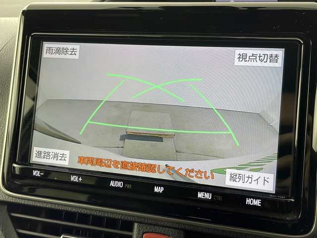 トヨタ エスクァイア ハイブリッド 愛知県 2020(令2)年 5.2万km ホワイトパールクリスタルシャイン 純正9インチナビ【Bluetooth CD DVD USB 品番：NSZT-Y68T】/バックカメラ/ビルトインETC /ドライブレコーダー/トヨタセーフティセンス/・衝突軽減/・オートマチックハイビーム/・レーンキープアシスト/レーダークルーズコントロール/LED /両側パワースライドドア/先行車発進お知らせ/パーキングサポートブレーキ/クリアランスソナー/オート電動格納ドアミラー