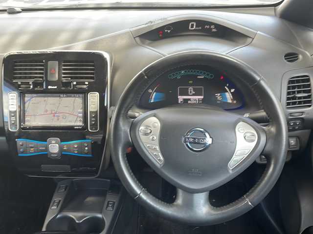 日産 リーフ X エアロスタイル サンクスED 大阪府 2017(平29)年 9.1万km スーパーブラック 純正ナビ/BT/AM/FM/CD/DVD/USB/メモリナビ/フルセグテレビ/バックカメラ/クルーズコントロール/プッシュスタート/ETC/ドライブレコーダー/オートエアコン/オートライト/ステアリングヒーター/シートヒーター/ドアバイザー