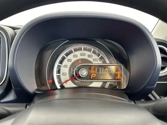 スズキ アルト ハイブリッドS 愛知県 2023(令5)年 2.8万km シルキーシルバーメタリック 社外7インチナビ/バックカメラ/Bluetooth/ワンセグTV/スズキセーフティーサポート/衝突被害軽減システム/横滑り防止装置/コーナーセンサー/レーンキープアシスト/オートライト/ドライブレコーダー/ETC/シートヒーター/スペアキー