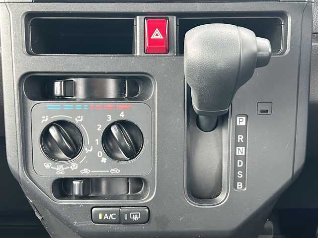 トヨタ ルーミー X 三重県 2021(令3)年 4.8万km パールホワイトⅢ 純正ナビ　/バックカメラ　/片側パワースライドドア　/前方ドライブレコーダー　/前後コーナーセンサー　/レーンキープアシスト/ビルトインＥＴＣ　/ステアリングスイッチ　/衝突軽減 /フロアマット /電動格納ミラー /禁煙車