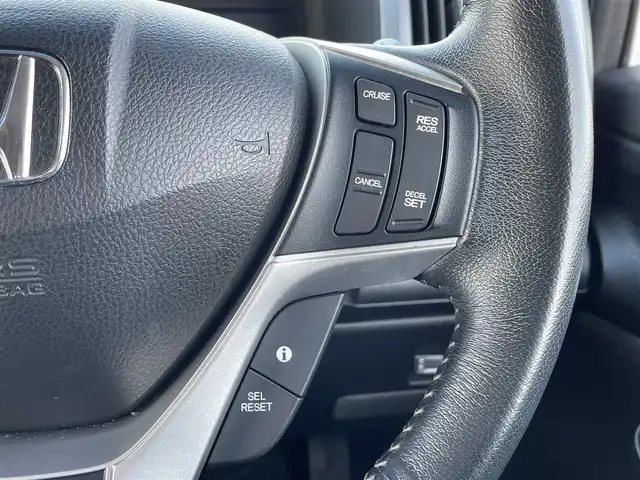 ホンダ ステップワゴン スパーダ Z クールスピリット 島根県 2013(平25)年 12.9万km ホワイトオーキッドパール 登録時走行距離128192km/取扱説明書（車両・ナビ）/純正ナビ（VMX-135VFMi)/AM/FM/USB/CD/DVD/フルセグテレビ/バックカメラ/両側パワースライドドア/クルーズコントロール/ウィンカーミラー/パドルシフト/横滑り防止装置/オートライト/ドアバイザー/純正フロアマット/ETC/積み込み夏タイヤ/純正アルミ１７インチ