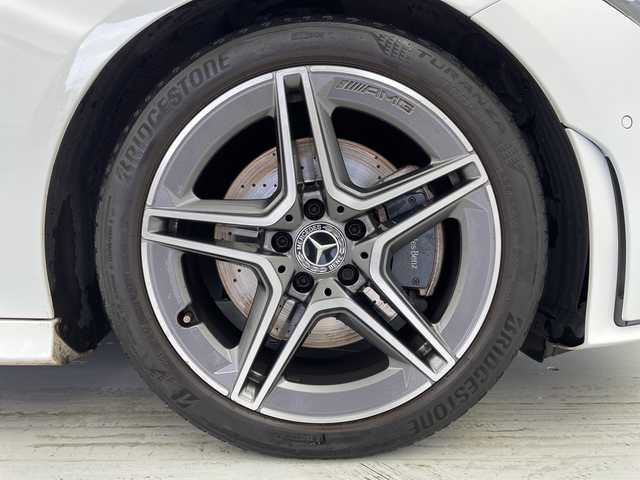 メルセデス・ベンツ ＣＬＡ２００ｄ AMGライン 愛知県 2021(令3)年 3.5万km ポーラホワイト 純正ナビ/・Bluetooth/・フルセグテレビ/・USB接続/パワーシート/ハーフレザーシート/シートヒーター/ブラインドスポットモニター/レーンキープアシスト/衝突軽減ブレーキ/オートマチックハイビーム/レーダークルーズコントロール/ETC2.0/バックカメラ/LEDヘッドライト/パドルシフト