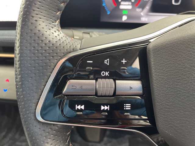 日産 アリア B6 e－4ORCE リミテッド 岐阜県 2022(令4)年 2.3万km 黒 日産コネクトナビ/(Bluetooth.Applecarplay.HDMI)/パノラマサンルーフ/プロパイロット/クルーズコントロール/衝突軽減ブレーキ/全方位カメラ/ヘッドアップディスプレイ/デジタルインナーミラー/ワイヤレス充電/パワーバックドア/全席シートヒーター/BOSEスピーカー/ステアリングヒーター/4WD