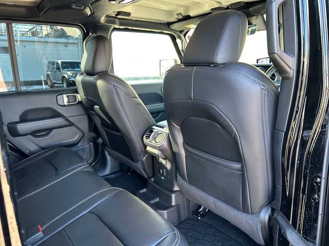 クライスラー・ジープ ジープ ラングラー アンリミテッド サハラ 道東・釧路十勝 2019(平31)年 3.4万km 黒 ワンオーナー/４WD/純正Uconnectナビ/BT/USB/AppleCarPlay/フルセグ/バックカメラ/フロントカメラ/純正ETC2.0/前後ドライブレコーダー/衝突軽減ブレーキ/レーンキーピングアシスト/アダプティブクルーズコントロール/パークディスタンスコントロール/ヒルアシストコントロール/ブラインドスポットインフォメーション/レザーパッケージ/フロントシートヒーティング/ステアリングヒーター/純正18インチAW/純正フロアマット/LEDヘッドライト/取扱説明書/保証書/スペアキー