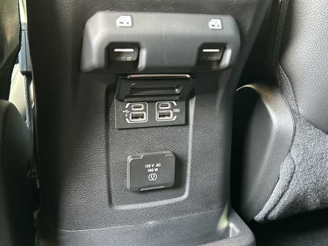 クライスラー・ジープ ジープ ラングラー アンリミテッド サハラ 道東・釧路十勝 2019(平31)年 3.4万km 黒 ワンオーナー/４WD/純正Uconnectナビ/BT/USB/AppleCarPlay/フルセグ/バックカメラ/フロントカメラ/純正ETC2.0/前後ドライブレコーダー/衝突軽減ブレーキ/レーンキーピングアシスト/アダプティブクルーズコントロール/パークディスタンスコントロール/ヒルアシストコントロール/ブラインドスポットインフォメーション/レザーパッケージ/フロントシートヒーティング/ステアリングヒーター/純正18インチAW/純正フロアマット/LEDヘッドライト/取扱説明書/保証書/スペアキー