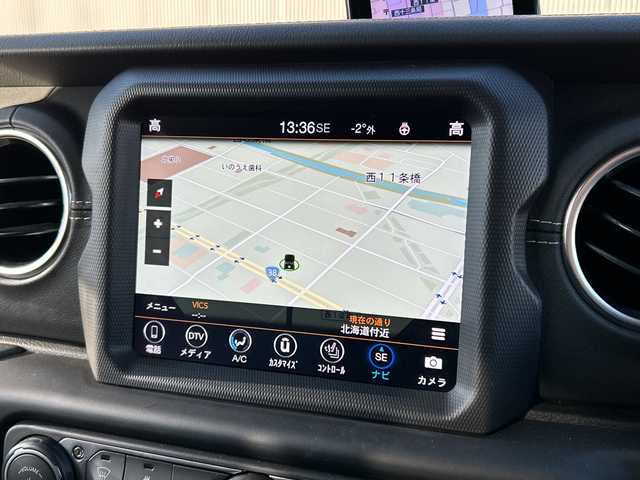 クライスラー・ジープ ジープ ラングラー アンリミテッド サハラ 道東・釧路十勝 2019(平31)年 3.4万km 黒 ワンオーナー/４WD/純正Uconnectナビ/BT/USB/AppleCarPlay/フルセグ/バックカメラ/フロントカメラ/純正ETC2.0/前後ドライブレコーダー/衝突軽減ブレーキ/レーンキーピングアシスト/アダプティブクルーズコントロール/パークディスタンスコントロール/ヒルアシストコントロール/ブラインドスポットインフォメーション/レザーパッケージ/フロントシートヒーティング/ステアリングヒーター/純正18インチAW/純正フロアマット/LEDヘッドライト/取扱説明書/保証書/スペアキー