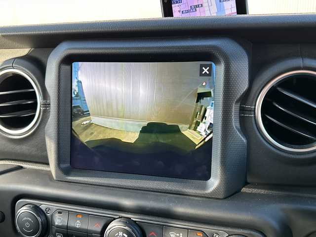 クライスラー・ジープ ジープ ラングラー アンリミテッド サハラ 道東・釧路十勝 2019(平31)年 3.4万km 黒 ワンオーナー/４WD/純正Uconnectナビ/BT/USB/AppleCarPlay/フルセグ/バックカメラ/フロントカメラ/純正ETC2.0/前後ドライブレコーダー/衝突軽減ブレーキ/レーンキーピングアシスト/アダプティブクルーズコントロール/パークディスタンスコントロール/ヒルアシストコントロール/ブラインドスポットインフォメーション/レザーパッケージ/フロントシートヒーティング/ステアリングヒーター/純正18インチAW/純正フロアマット/LEDヘッドライト/取扱説明書/保証書/スペアキー