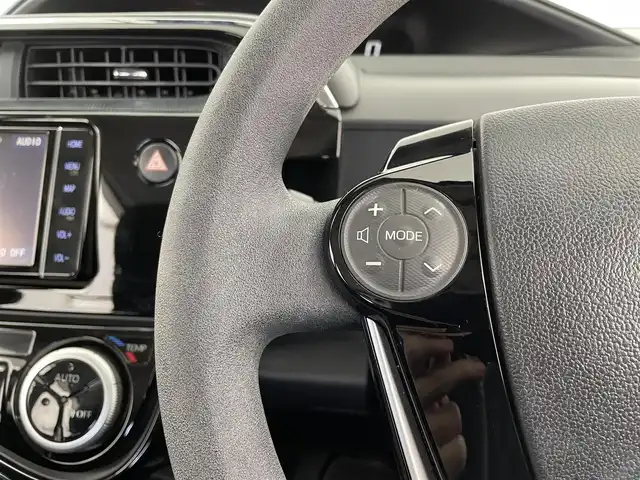 トヨタ アクア S スタイルブラック 大分県 2018(平30)年 6.4万km ブラックマイカ TRDエアロ/TRDアルミホイール/プリクラッシュセーフティー/オートハイビーム/LTA/純正ナビ/（フルセグ/CD/DVD/Bluetooth）/ビルトインETC2.0/バックカメラ/前方ドライブレコーダー/ヘッドライトレベライザー/LEDヘッドライト/オートライト/電動格納ミラー/ステアリングスイッチ/スマートキープッシュスタート