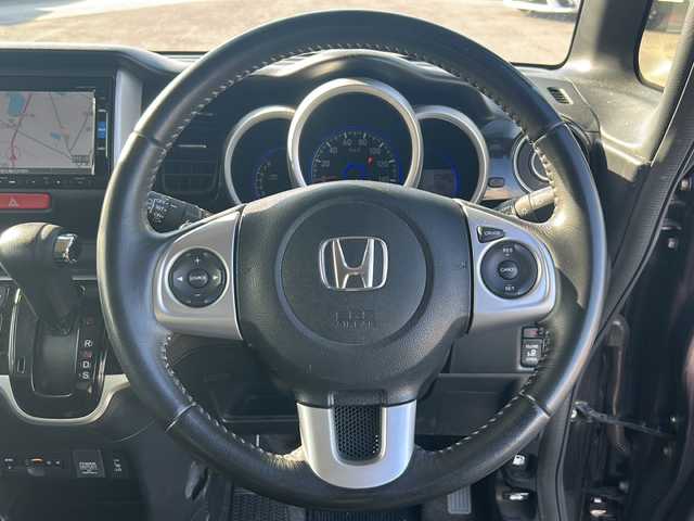 ホンダ Ｎ ＢＯＸ カスタム G ターボSSパッケージ 香川県 2016(平28)年 7.9万km プレミアムベルベットパープル・パール 社外ナビ（フルセグTV/CD/DVD/BT)/バックカメラ/シートヒーター/両側パワースライドドア/HIDヘッドライト/ビルトインETC/両側後席テーブル