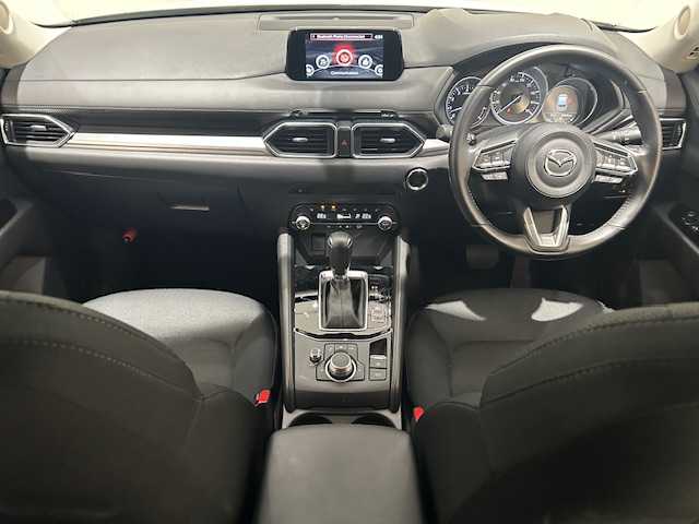 マツダ ＣＸ－５ 20S プロアクティブ 宮城県 2019(平31)年 2.2万km スノーフレイクホワイトパールマイカ スマート・シティ・ブレーキ・サポート/マツダ・レーダー・クルーズ・コントロール/レーンキープ・アシストシステム/車間認知支援システム/ブラインドスポットモニターシステム/交通標識認識システム/純正SDナビ/・バック/サイドカメラ/・Bluetooth/CD/DVD/フルセグTV/USB/・ETC/・前方ドライブレコーダー/ヘッドアップディスプレイ/電動リアゲート/電子パーキング/オートブレーキホールド/前後コーナーセンサー/パドルシフト/シートヒーター（運転席/助手席）/・パワーシート（運転席）/・シートメモリー（運転席）/ステアリングヒーター/プッシュスタート/スマートキー/アイドリングストップ/LEDヘッドライト/・オートライト/純正アルミホイール/純正フロアマット