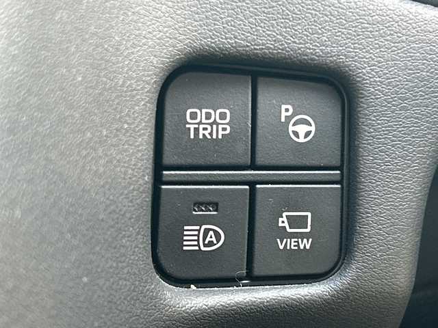 トヨタ クラウン ハイブリッド S エレガンススタイルⅡ 愛知県 2020(令2)年 2万km ホワイトパールクリスタルシャイン ハーフレザーシート/純正ナビ/フルセグTV・AM・FM・SD・CS・DVD・USB/パノラミックビューモニター/サイドカメラ/バックカメラ/前席シートヒーター/前席パワーシート/ステアリングヒーター/ブラインドスポットモニター（BSM)/プリクラッシュセーフティ/レーダークルーズコントロール/リヤクロストラフィックアラート/クリアランスソナー/ビルトインETC/オートライト/LEDヘッドライト/フォグランプ/ステアリングスイッチ/純正前方ドライブレコーダー/純正フロアマット/純正ドアバイザー/保証書/取扱説明書/スペアスマートキー/ディーラー点検整備記録簿R3 R7