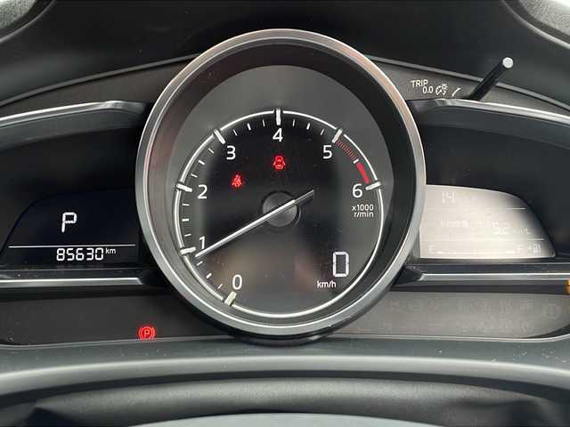 マツダ アクセラ スポーツ XD プロアクティブ 青森県 2016(平28)年 8.6万km ソウルレッドプレミアムメタリック ・4WD/・サンルーフ/・純正ナビ/・フルセグ/・Bluetooth/CD/DVD/・プレミアムサウンド（BOSE）/・バックカメラ/・横滑り防止/・衝突被害軽減ブレーキ/・クルコン（追従有）/・オートライト/・MT付AT/・ETC/・パドルシフト/・パワーシート/・シートヒーター/・ハンドルヒーター/・プッシュスタート/・スマートキー/・純正フロアマット/・社外ドアバイザー