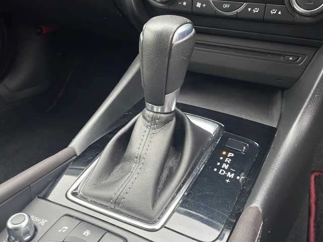 マツダ アクセラ スポーツ XD プロアクティブ 青森県 2016(平28)年 8.6万km ソウルレッドプレミアムメタリック ・4WD/・サンルーフ/・純正ナビ/・フルセグ/・Bluetooth/CD/DVD/・プレミアムサウンド（BOSE）/・バックカメラ/・横滑り防止/・衝突被害軽減ブレーキ/・クルコン（追従有）/・オートライト/・MT付AT/・ETC/・パドルシフト/・パワーシート/・シートヒーター/・ハンドルヒーター/・プッシュスタート/・スマートキー/・純正フロアマット/・社外ドアバイザー