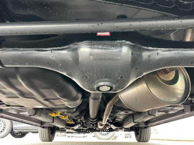 ダイハツ ミラ イース L SAⅢ 青森県 2024(令6)年 0.3万km プラムブラウンクリスタルマイカ 4WD/寒冷地仕様/スマートアシストIII/衝突回避支援ブレーキ/車線逸脱警報/誤発進抑制制御/オートハイビーム/前後コーナーセンサー/キーレスエントリー/オートライト/アイドリングストップ/純正フロアマット/スペアキー/取扱説明書・保証書