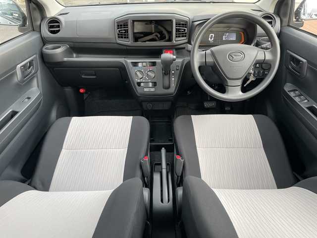 ダイハツ ミラ イース L SAⅢ 青森県 2024(令6)年 0.3万km プラムブラウンクリスタルマイカ 4WD/寒冷地仕様/スマートアシストIII/衝突回避支援ブレーキ/車線逸脱警報/誤発進抑制制御/オートハイビーム/前後コーナーセンサー/キーレスエントリー/オートライト/アイドリングストップ/純正フロアマット/スペアキー/取扱説明書・保証書