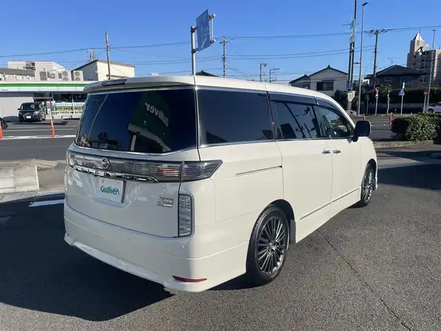 日産 エルグランド