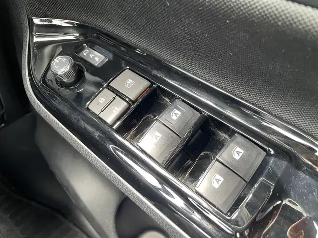 トヨタ ヴォクシー ZS 煌Ⅱ 福岡県 2019(令1)年 4.3万km ブラック ＳＤナビ　/Ｂｌｕｅｔｏｏｔｈ/フルセグ/ＣＤ/ＤＶＤ/両側電動スライドドア　/モデリスタエアロ　/バックカメラ　/ＥＴＣ　/クルーズコントロール　/レーンキープアシスト　/オートマチックハイビーム　/ＬＥＤライト