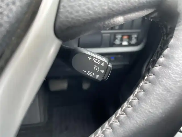 トヨタ ヴォクシー ZS 煌Ⅱ 福岡県 2019(令1)年 4.3万km ブラック ＳＤナビ　/Ｂｌｕｅｔｏｏｔｈ/フルセグ/ＣＤ/ＤＶＤ/両側電動スライドドア　/モデリスタエアロ　/バックカメラ　/ＥＴＣ　/クルーズコントロール　/レーンキープアシスト　/オートマチックハイビーム　/ＬＥＤライト