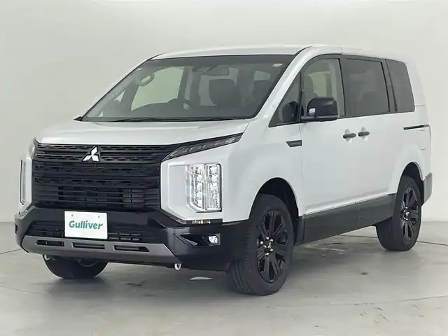 三菱 デリカＤ：５ シャモニー 群馬県 2025(令7)年 0.1万km未満 白Ⅱ 登録済未使用車(登録時走行距離14km)/＝＝＝＝＝＝＝＝＝＝＝＝/社外11型ナビ(AM/FM/Bluetooth/フルセグTV/CD//DVD/HDMI/USB/AppleCarPlay/AndroidAuto)/マルチアラウンドモニター/e-Assist/ ・衝突軽減ブレーキシステム/ ・車線逸脱警報システム/ ・レーダークルーズコントロールシステム/ ・オートマチックハイビーム/ ・誤発進抑制機能/ ・後側方車両検知警報システム/ ・後退時交差車両検知警報システム/エレクトリックテールゲート/両側パワースライドドア/パドルシフト/運転席側パワーシート/前席シートヒーター/ステアリングヒーター/電動パーキングブレーキ/オートブレーキホールド/プッシュスタート/スマートキー