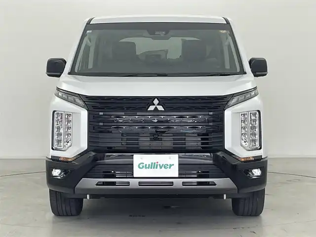 三菱 デリカＤ：５ シャモニー 群馬県 2025(令7)年 0.1万km未満 白Ⅱ 登録済未使用車(登録時走行距離14km)/＝＝＝＝＝＝＝＝＝＝＝＝/社外11型ナビ(AM/FM/Bluetooth/フルセグTV/CD//DVD/HDMI/USB/AppleCarPlay/AndroidAuto)/マルチアラウンドモニター/e-Assist/ ・衝突軽減ブレーキシステム/ ・車線逸脱警報システム/ ・レーダークルーズコントロールシステム/ ・オートマチックハイビーム/ ・誤発進抑制機能/ ・後側方車両検知警報システム/ ・後退時交差車両検知警報システム/エレクトリックテールゲート/両側パワースライドドア/パドルシフト/運転席側パワーシート/前席シートヒーター/ステアリングヒーター/電動パーキングブレーキ/オートブレーキホールド/プッシュスタート/スマートキー