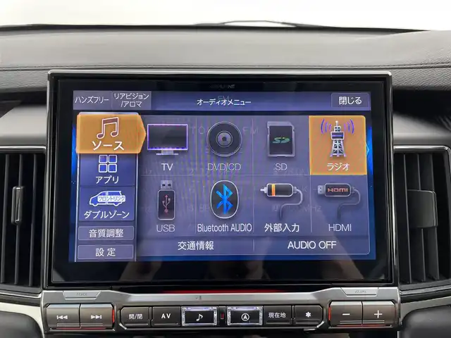 三菱 デリカＤ：５ シャモニー 群馬県 2025(令7)年 0.1万km未満 白Ⅱ 登録済未使用車(登録時走行距離14km)/＝＝＝＝＝＝＝＝＝＝＝＝/社外11型ナビ(AM/FM/Bluetooth/フルセグTV/CD//DVD/HDMI/USB/AppleCarPlay/AndroidAuto)/マルチアラウンドモニター/e-Assist/ ・衝突軽減ブレーキシステム/ ・車線逸脱警報システム/ ・レーダークルーズコントロールシステム/ ・オートマチックハイビーム/ ・誤発進抑制機能/ ・後側方車両検知警報システム/ ・後退時交差車両検知警報システム/エレクトリックテールゲート/両側パワースライドドア/パドルシフト/運転席側パワーシート/前席シートヒーター/ステアリングヒーター/電動パーキングブレーキ/オートブレーキホールド/プッシュスタート/スマートキー