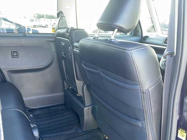 ダイハツ タント カスタム X トップED SA 道東・釧路十勝 2015(平27)年 6万km ナイトシャドーパープルクリスタルM ・4WD/・純正8インチナビ/（AM・FM・CD・DVD・ipod・SD・フルセグ）/・バックモニター/・片側パワースライドドア/・後席純正フリップダウンモニター/・スマートアシスト/・低速域衝突回避支援ブレーキ機能/・誤発信抑制御機能j/・先行車発信お知らせ機能/・アイドリングストップ機能/・LEDヘッドランプ/・オートライト/・ステアリングスイッチ/・オートエアコン/・リアヒーターダクト/・皮ファブリックコンビシート/・シートリフター/・イモビライザー/・スマートキー/・プッシュスタート/・純正14インチアルミホイール