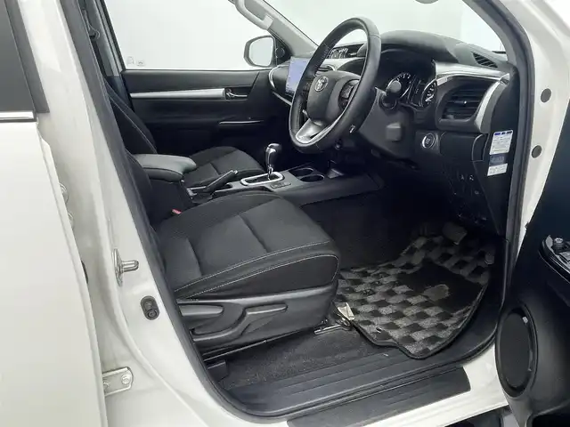 トヨタ ハイラックス Z 宮城県 2020(令2)年 5.2万km スーパーホワイトⅡ 4WD/フローティングナビ(CN-F1X10LD)/ワンセグTV/FM/AM/BT/CD/DVD/HDMI/バックカメラ/クルーズコントロール/ETC/エンジンスターター/スペアキー/横滑り防止装置/コーナーセンサー/レーンキープアシスト/衝突被害軽減システム/オートライト/ECOモード/PWRモード/フォグランプ
