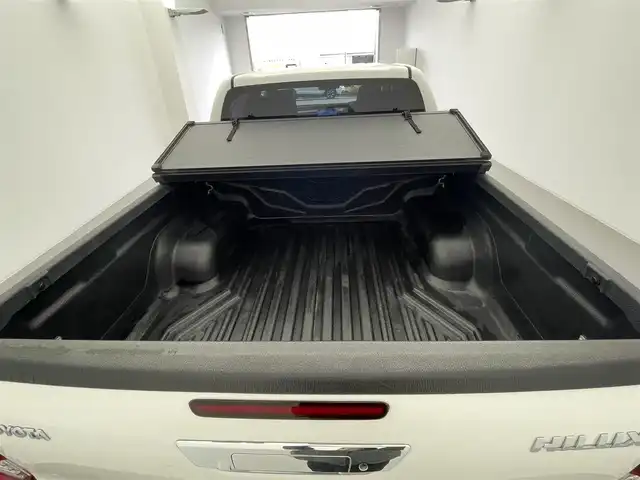 トヨタ ハイラックス Z 宮城県 2020(令2)年 5.2万km スーパーホワイトⅡ 4WD/フローティングナビ(CN-F1X10LD)/ワンセグTV/FM/AM/BT/CD/DVD/HDMI/バックカメラ/クルーズコントロール/ETC/エンジンスターター/スペアキー/横滑り防止装置/コーナーセンサー/レーンキープアシスト/衝突被害軽減システム/オートライト/ECOモード/PWRモード/フォグランプ