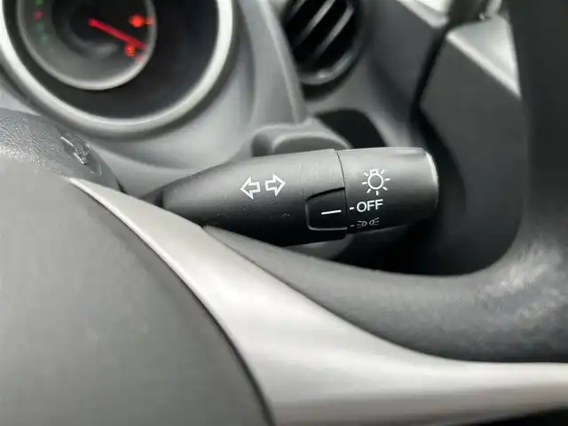 ホンダ フィット G 神奈川県 2008(平20)年 2.6万km アラバスターシルバーメタリック ワンオーナー/ミュージックプレイヤー/　AM/FM/CD/ETC/電格ミラー/純正フロアマット/リモコンキー/スペアキー/保証書/取扱説明書