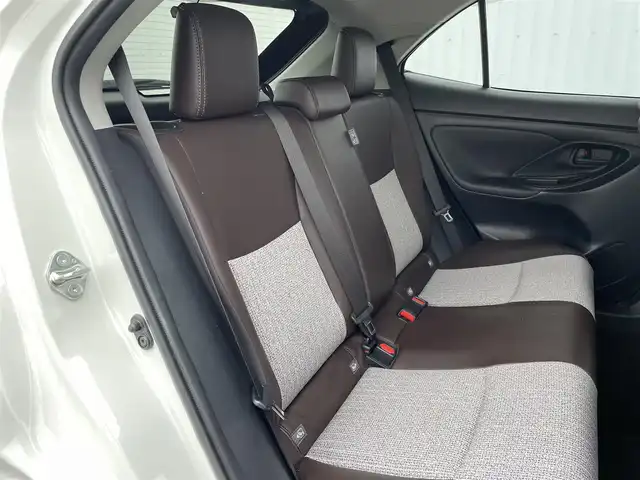 トヨタ ヤリスクロス ハイブリッド Z 福岡県 2022(令4)年 3.1万km ブラックマイカ/ホワイトパールクリスタルシャイン 2トーン 純正ディスプレイオーディオナビ/フルセグＴＶ/Bluetooth/バックカメラ/ＰＣＳ/ＬＴＡ/ＲＳＡ/ＰＫＳＢ/クリアランスソナー/レーダークルーズコントロール/前席シートヒーター/パワーシート/純正アルミ/ＥＴＣ/電動パーキング/ブレーキホールド/スマートキー/プッシュスタート/ハーフレザー