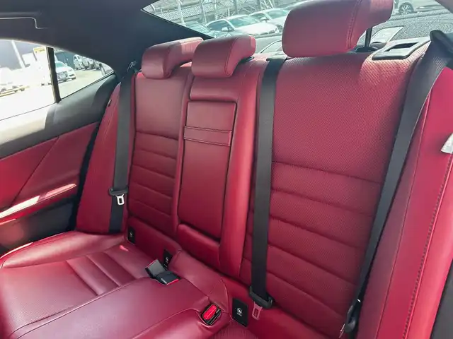 レクサス ＩＳ 300h Fスポーツ 富山県 2013(平25)年 6.3万km スターライトブラックガラスフレーク ワンオーナー/メモリナビ/フルセグテレビ/AM/FMラジオ　/Bluetooth接続/USB/バックカメラ/アイドリングストップ/ウィンカーミラー/プッシュスタート/クルーズコントロール/ビルトインETC/皮シート/D/N席シートヒーター/エアシート/D/N席パワーシート/純正フロアマット/純正18インチAW