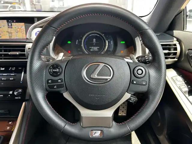 レクサス ＩＳ 300h Fスポーツ 富山県 2013(平25)年 6.3万km スターライトブラックガラスフレーク ワンオーナー/メモリナビ/フルセグテレビ/AM/FMラジオ　/Bluetooth接続/USB/バックカメラ/アイドリングストップ/ウィンカーミラー/プッシュスタート/クルーズコントロール/ビルトインETC/皮シート/D/N席シートヒーター/エアシート/D/N席パワーシート/純正フロアマット/純正18インチAW