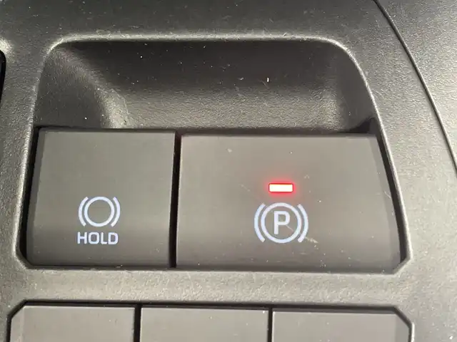 トヨタ ＲＡＶ４ X 群馬県 2020(令2)年 5.6万km アティチュードブラックマイカ 純正ナビ　フルセグＴＶ　バックカメラ　衝突被害軽減ブレーキ　レーンアシスト　アダプティブクルーズコントロール　オートハイビーム　ＬＥＤヘッドライト　バックフォグ　ビルトインＥＴＣ　スマートキー　禁煙車