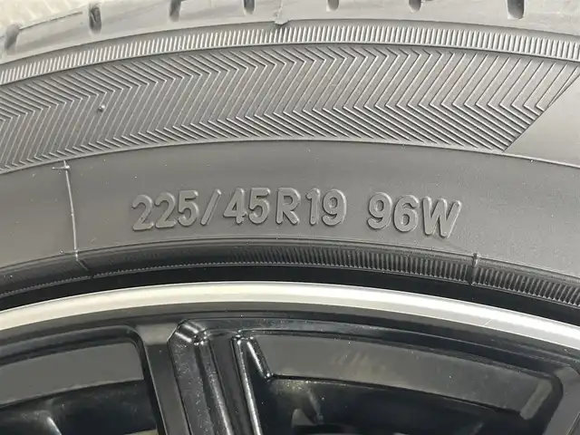 トヨタ Ｃ－ＨＲ G 大阪府 2022(令4)年 1.4万km プラチナホワイトパールマイカ TRDエアロ/19incAW 純正ナビTV バックカメラ レーダークルコン 衝突軽減ブレーキ レーンアシスト オートハイビーム ブラインドSM ハーフレザー シートヒーター スマートキー プッシュスタート ドライブレコーダー