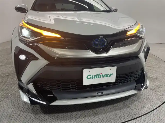 トヨタ Ｃ－ＨＲ G 大阪府 2022(令4)年 1.4万km プラチナホワイトパールマイカ TRDエアロ/19incAW 純正ナビTV バックカメラ レーダークルコン 衝突軽減ブレーキ レーンアシスト オートハイビーム ブラインドSM ハーフレザー シートヒーター スマートキー プッシュスタート ドライブレコーダー