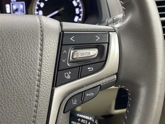 トヨタ ランドクルーザー プラド TX 兵庫県 2018(平30)年 5万km プレシャスホワイトパール ・純正ナビ&TV&SD&BT&CD&DVD/・ウッドコンビステアリング/・バックカメラ/・純正ドライブレコーダー/・スマートキー/・トヨタセーフティセンス/・プリクラッシュセーフティ/・レーンディパーチャーアラート/・クルーズコントロール/・オートマチックハイビーム/・クリアランスソナー/・ヘッドライトウォッシャー/・ビルトインETC /・カーテンエアバック/・LEDライト/・LEDフォグランプ/・純正フロアマット