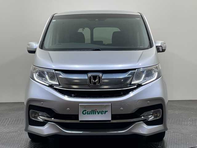 ホンダ ステップワゴン スパーダ ホンダセンシング 愛媛県 2016(平28)年 8.2万km スーパープラチナメタリック 純正ナビ/(Bluetooth/フルセグ/USB)/バックカメラ/レーダークルーズコントロール/衝突被害軽減ブレーキ/レーンキープアシスト/両側電動スライドドア/ETC/LEDヘッドライト/オートライト/純正18インチアルミ/純正フロアマット/盗難防止装置/保証書/取扱説明書