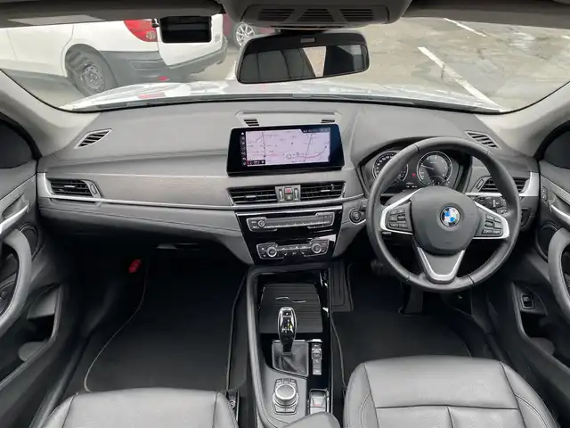 ＢＭＷ Ｘ１ 福岡県 2020(令2)年 5.4万km シルバー ・1オーナー/・アダプティブクルーズコントロール/・純正ナビ/USB/BT/・バックカメラ/・レザーシート/シートヒーター/・ドライブレコーダー/・フルセグ/・ETC/・純正18AW/・LEDライト