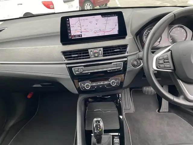 ＢＭＷ Ｘ１ 福岡県 2020(令2)年 5.4万km シルバー ・1オーナー/・アダプティブクルーズコントロール/・純正ナビ/USB/BT/・バックカメラ/・レザーシート/シートヒーター/・ドライブレコーダー/・フルセグ/・ETC/・純正18AW/・LEDライト