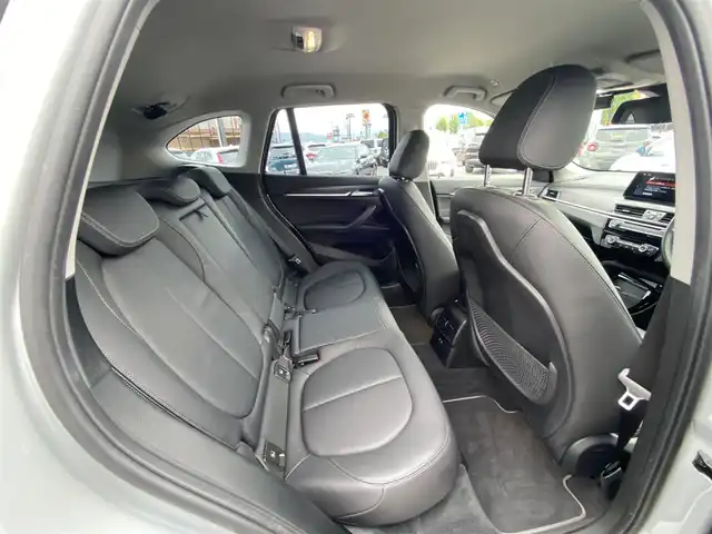 ＢＭＷ Ｘ１ 福岡県 2020(令2)年 5.4万km シルバー ・1オーナー/・アダプティブクルーズコントロール/・純正ナビ/USB/BT/・バックカメラ/・レザーシート/シートヒーター/・ドライブレコーダー/・フルセグ/・ETC/・純正18AW/・LEDライト