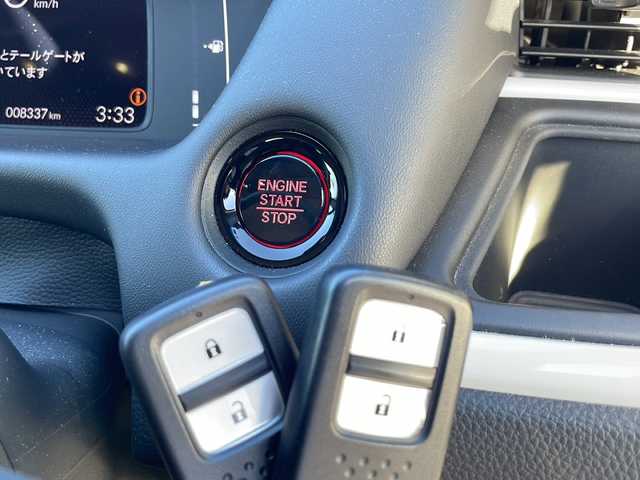 ホンダ フィット ホーム 秋田県 2020(令2)年 0.9万km プレミアムサンライトホワイトパール 純正メモリナビ/純正BT、フルセグTV、CD、DVD/バックカメラ/社外ドライブレコーダー/前後コーナーセンサー/社外15インチAW/スタッドレスタイヤ積込み/ETC/スペアキー/４WD/保証書、取説